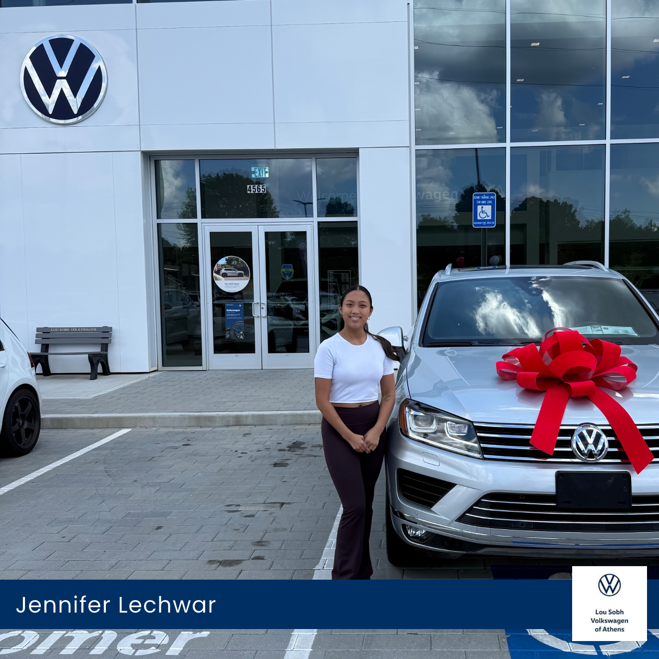 Jennifer Lechwar